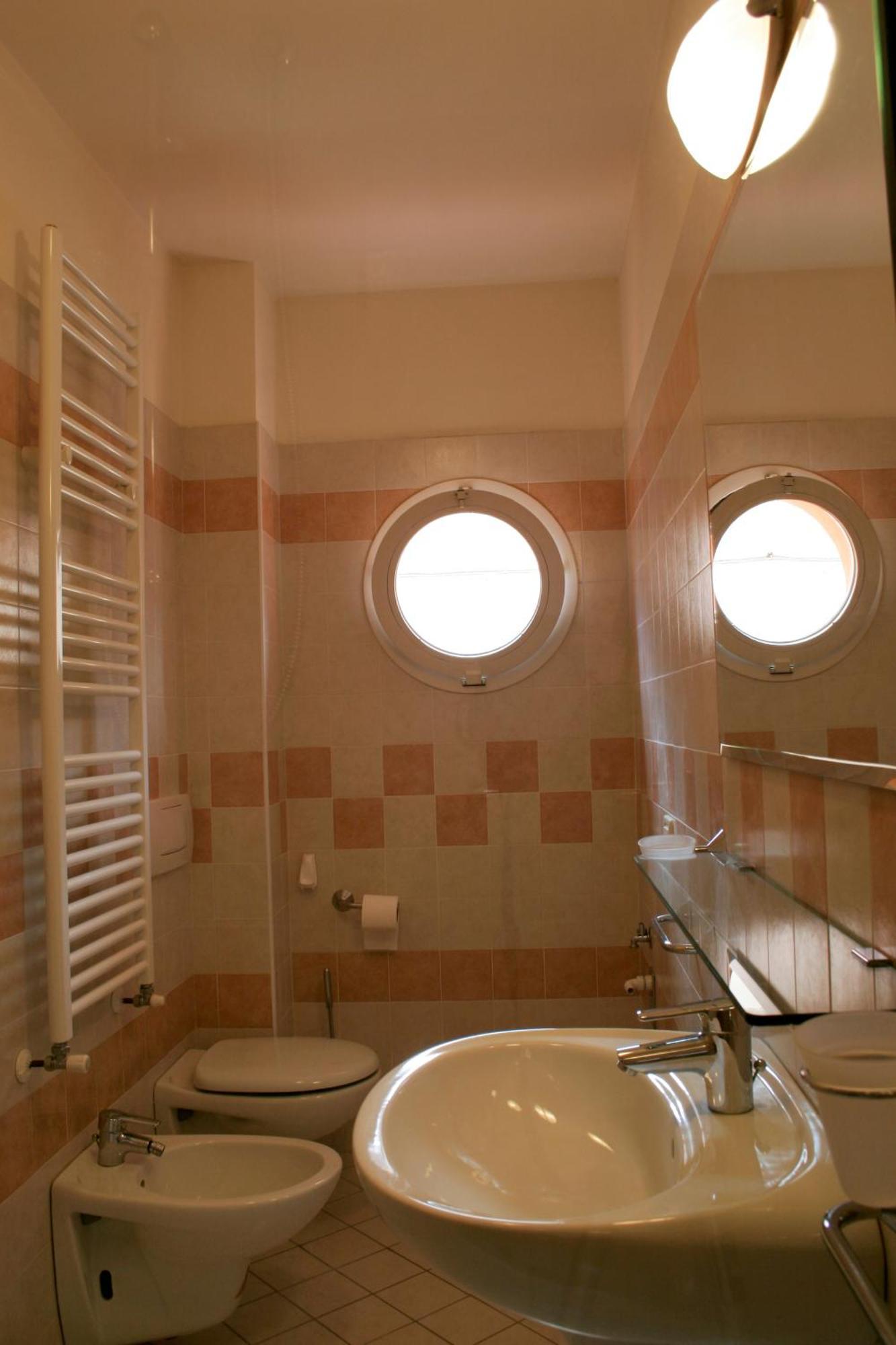 Residence Olimpo Rimini Kültér fotó